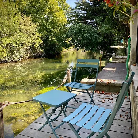 Holiday home Les Capucines *